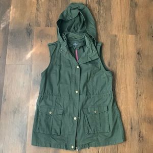 Market & Spruce Cargo Vest